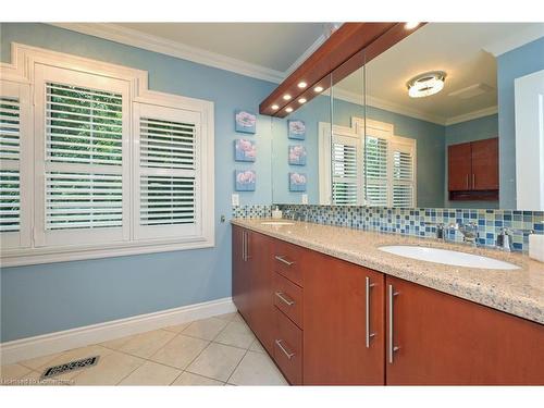 14 Penrose Court, Brampton, ON - Indoor Photo Showing Bathroom