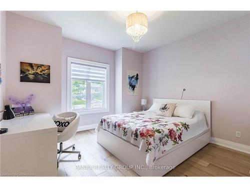 479 Bridgman Avenue, Burlington, ON - Indoor Photo Showing Bedroom