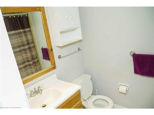 11 Wheatfield Crescent, Kitchener, ON - Indoor Photo Showing Bathroom