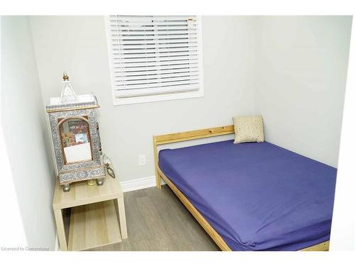 11 Wheatfield Crescent, Kitchener, ON - Indoor Photo Showing Bedroom