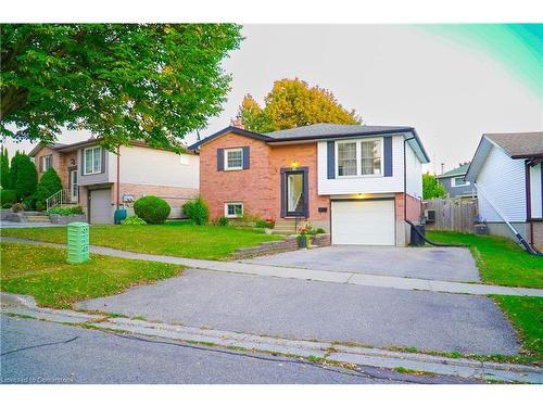 11 Wheatfield Crescent, Kitchener, ON - Indoor Photo Showing Laundry Room