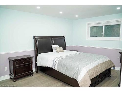 11 Wheatfield Crescent, Kitchener, ON - Indoor Photo Showing Bedroom