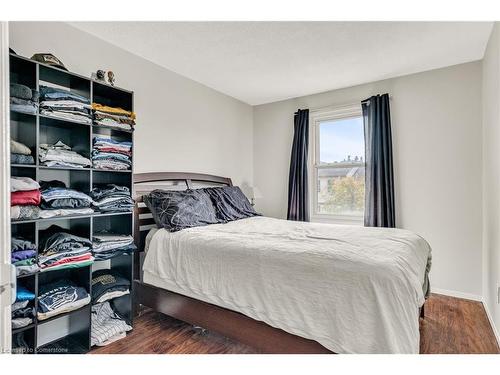 38-7340 Copenhagen Road, Mississauga, ON - Indoor Photo Showing Bedroom