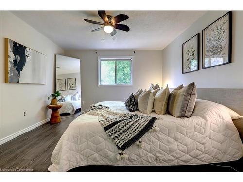 187 Ironstone Drive, Cambridge, ON - Indoor Photo Showing Bedroom