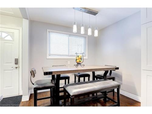 8 Meadow Crescent, Kitchener, ON - Indoor Photo Showing Dining Room