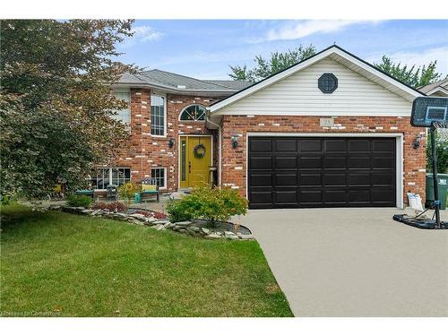 25 Bratt Drive, Windsor, ON - Outdoor