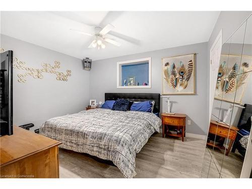 25 Bratt Drive, Windsor, ON - Indoor Photo Showing Bedroom