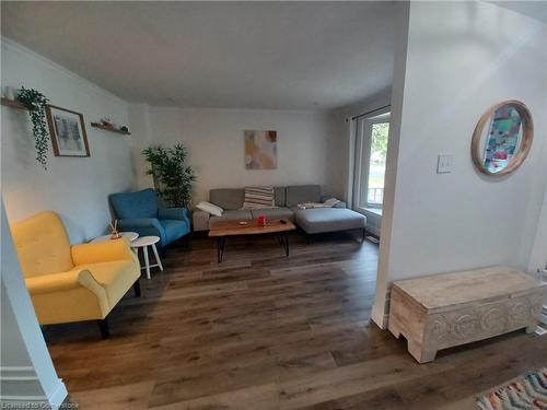 238 Killarney Road, London, ON - Indoor Photo Showing Living Room