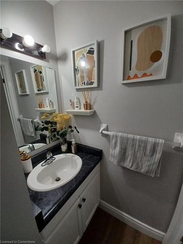 238 Killarney Road, London, ON - Indoor Photo Showing Bathroom