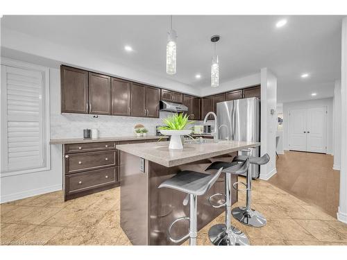 8412 Eva Boulevard, Niagara Falls, ON - Indoor Photo Showing Kitchen With Upgraded Kitchen