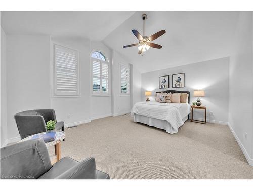 8412 Eva Boulevard, Niagara Falls, ON - Indoor Photo Showing Bedroom