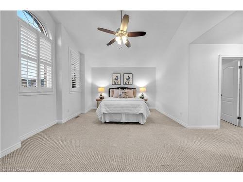 8412 Eva Boulevard, Niagara Falls, ON - Indoor Photo Showing Bedroom