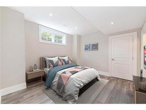 397 Bentley Road, Halton, ON - Indoor Photo Showing Bedroom