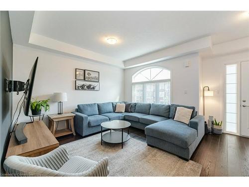 123 Borers Creek Circle, Waterdown, ON - Indoor Photo Showing Living Room