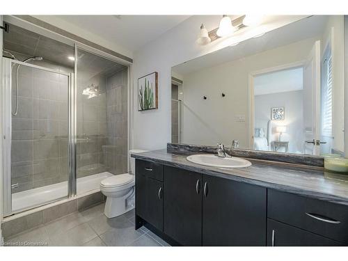 123 Borers Creek Circle, Waterdown, ON - Indoor Photo Showing Bathroom