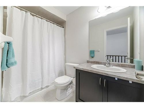 123 Borers Creek Circle, Waterdown, ON - Indoor Photo Showing Bathroom