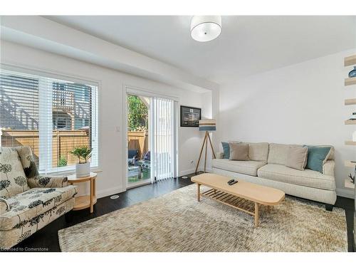 123 Borers Creek Circle, Waterdown, ON - Indoor Photo Showing Living Room