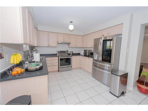 85 Botavia Downs Drive, Peel, ON - Indoor Photo Showing Kitchen