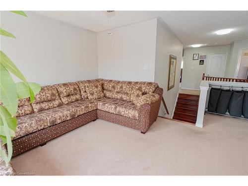 85 Botavia Downs Drive, Peel, ON - Indoor Photo Showing Living Room