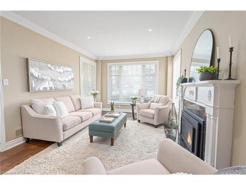 17 Oak Ridge Drive, Glen Williams, ON - Indoor Photo Showing Living Room With Fireplace