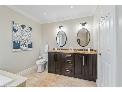 17 Oak Ridge Drive, Glen Williams, ON - Indoor Photo Showing Bathroom