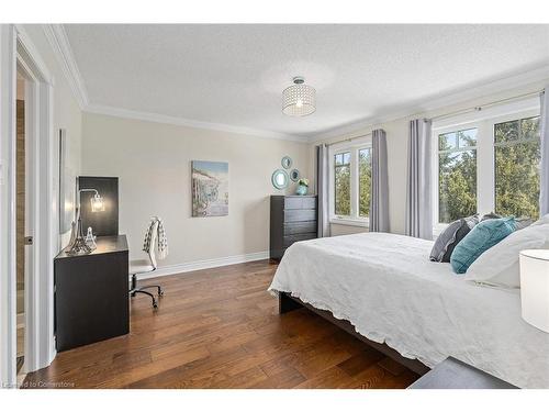 17 Oak Ridge Drive, Glen Williams, ON - Indoor Photo Showing Bedroom