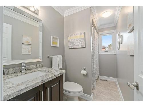 17 Oak Ridge Drive, Glen Williams, ON - Indoor Photo Showing Bathroom