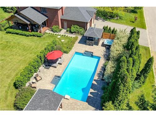 17 Oak Ridge Drive, Glen Williams, ON - Outdoor With In Ground Pool