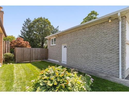 3690 Bluestream Crescent, Mississauga, ON - Outdoor