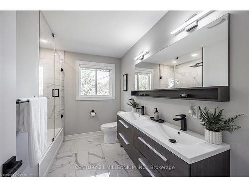 407 Beechwood Crescent, Burlington, ON - Indoor Photo Showing Bathroom