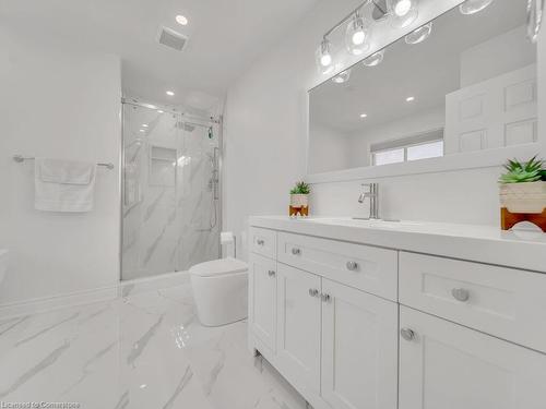 175 Wissler Road, Waterloo, ON - Indoor Photo Showing Bathroom