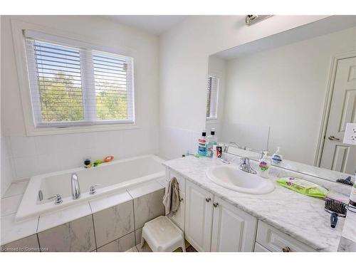 1198 Plato Drive, Fort Erie, ON - Indoor Photo Showing Bathroom