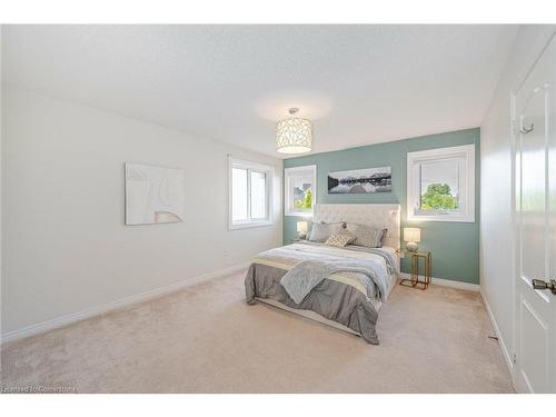 38 Sandringham Drive, Barrie, ON - Indoor Photo Showing Bedroom