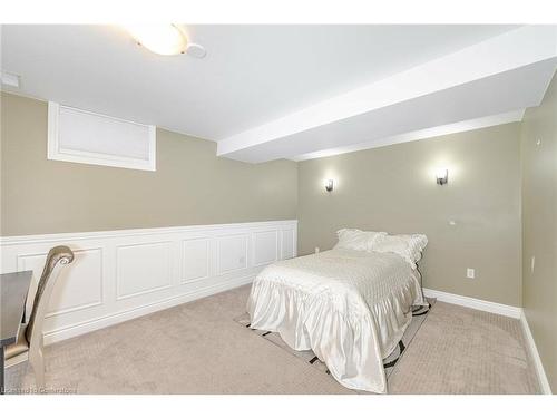 38 Sandringham Drive, Barrie, ON - Indoor Photo Showing Bedroom