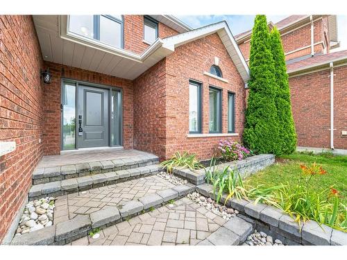 38 Sandringham Drive, Barrie, ON - Outdoor With Exterior