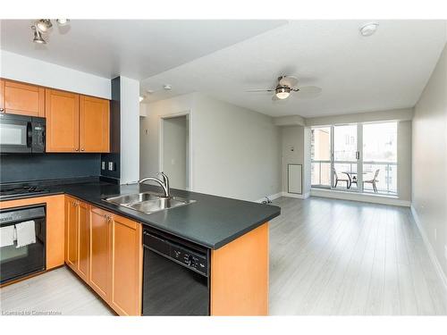 810-330 Adelaide Street E, Toronto, ON - Indoor Photo Showing Kitchen With Double Sink