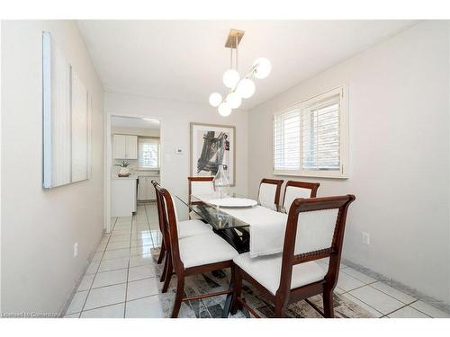 5889 River Grove Avenue, Mississauga, ON - Indoor Photo Showing Dining Room