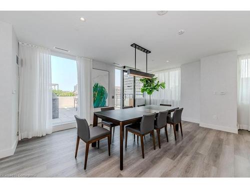 1108-55 Duke Street, Kitchener, ON - Indoor Photo Showing Dining Room