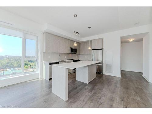 1108-55 Duke Street, Kitchener, ON - Indoor Photo Showing Kitchen With Upgraded Kitchen