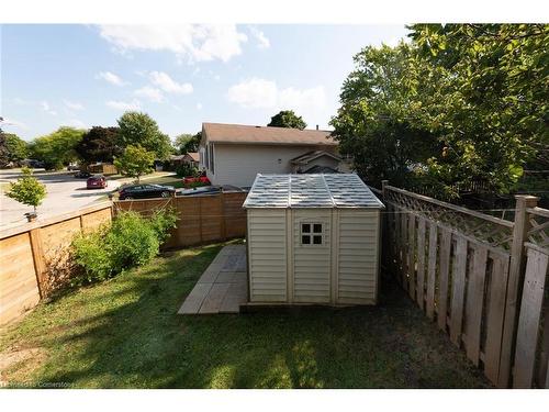 56 Raleigh Court, Hamilton, ON - Outdoor