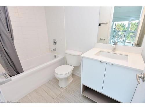 A217-1117 Cooke Boulevard, Burlington, ON - Indoor Photo Showing Bathroom