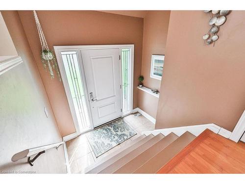 7232 Ridgeland Crescent, Mississauga, ON - Indoor Photo Showing Other Room