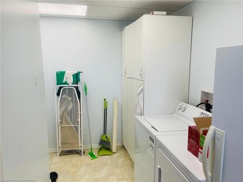 219 Hill Road, Mindemoya, ON - Indoor Photo Showing Laundry Room