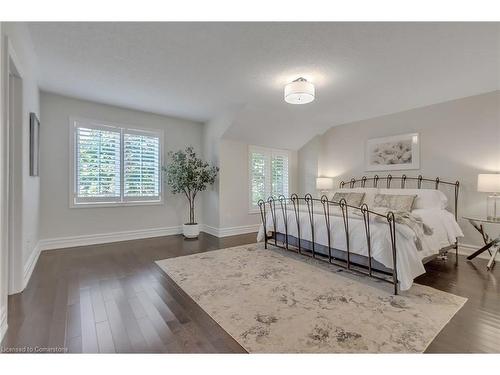 220 Westfield Trail, Oakville, ON - Indoor Photo Showing Bedroom