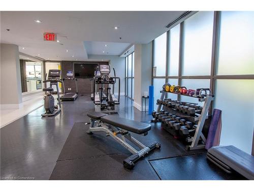 507-90 Trinity Street, Toronto, ON - Indoor Photo Showing Gym Room