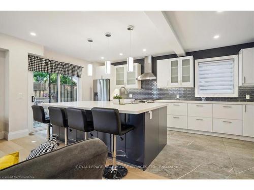 24 Peel Street, Dundas, ON - Indoor Photo Showing Kitchen With Upgraded Kitchen