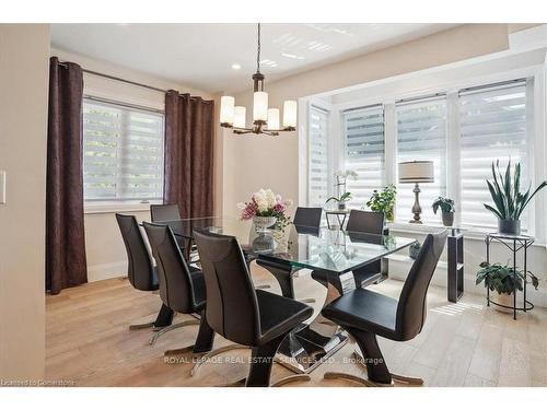 24 Peel Street, Dundas, ON - Indoor Photo Showing Dining Room