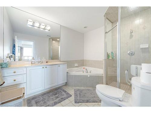 2808-25 Kingsbridge Garden Circle, Mississauga, ON - Indoor Photo Showing Bathroom