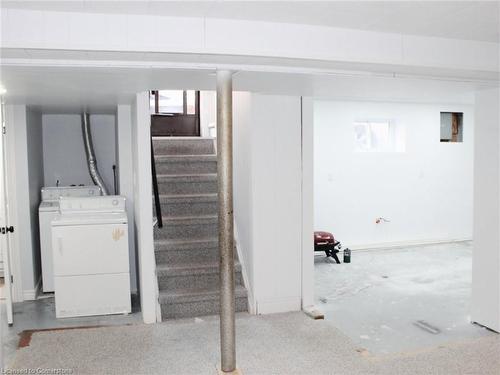 630 Fennell Avenue, Hamilton, ON - Indoor Photo Showing Laundry Room