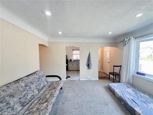 630 Fennell Avenue, Hamilton, ON - Indoor Photo Showing Bedroom